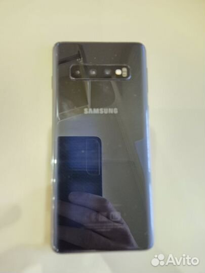 Samsung Galaxy S10, 8/128 ГБ