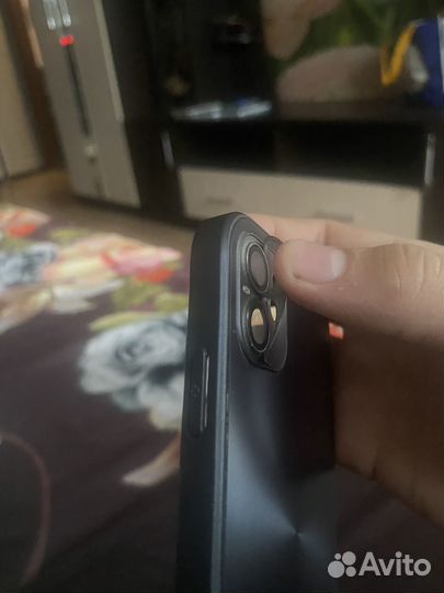 Чехол айфон 11 небольшой брак