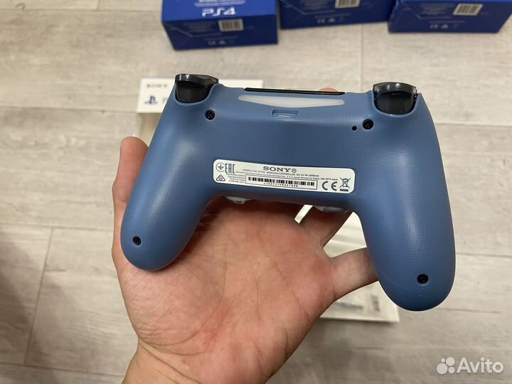 Dualshock Sony Playstation 4 геймпад