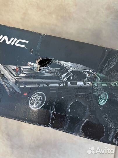 Lego 42111 Dodge Charger (поврежден бокс)