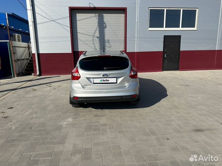 Ford Focus 1.6 МТ, 2011, 220 000 км