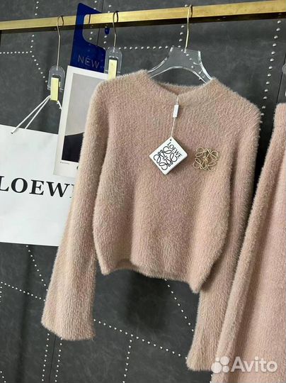 Стильный теплый костюм с юбкой ангора Loewe