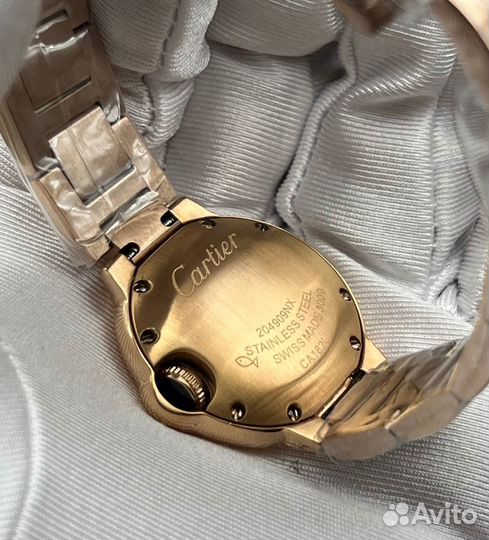 Женские часы Картьe Ballon Bleu De Cartier