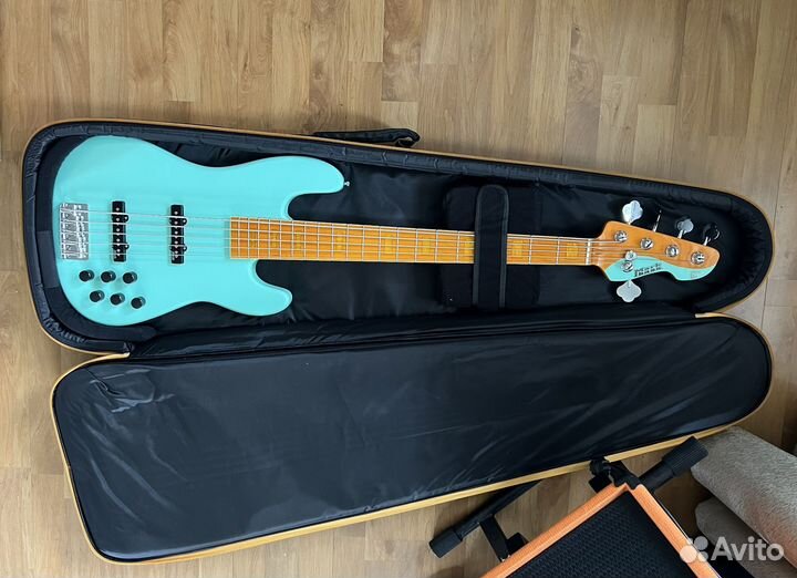 Бас-гитара Markbass 5 струн