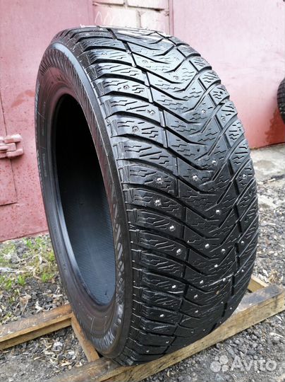 Yokohama Ice Guard IG65 235/55 R18 104T