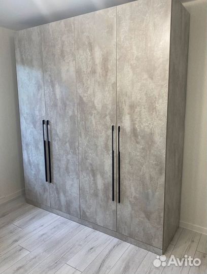 Шкаф распашной