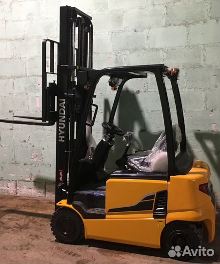 Вилочный погрузчик Hyundai 16B-9, 2023
