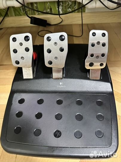 Игровой руль logitech g27