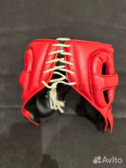 Перчатки и шлем