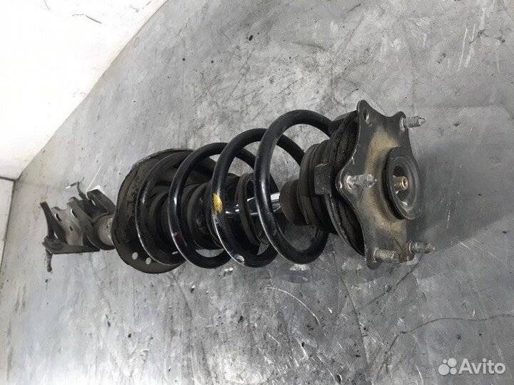 Стойка амортизатора передняя правая Honda Cr-V 3