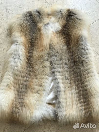 Жилетик из натуральной лисицы