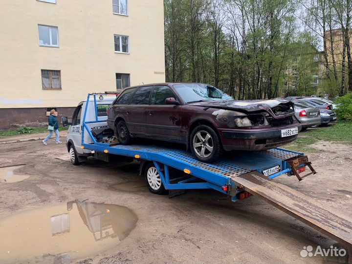 Запчасти на audi 100 c4