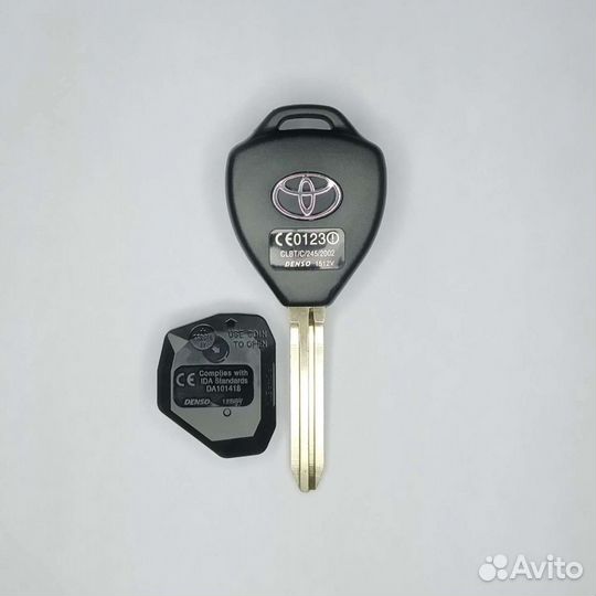 Ключ зажигания с чипом Toyota Camry 2006