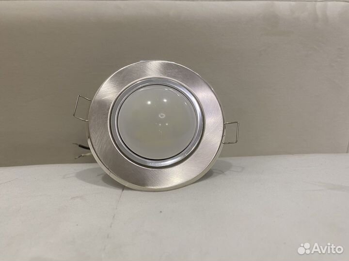 Светильник потолочный встраиваемый