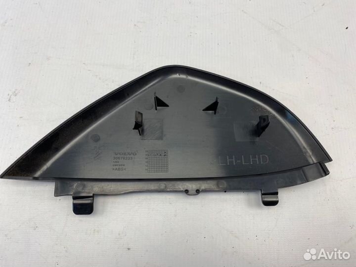 Пластик торпедо левый Volvo S80 D5244T5 2007