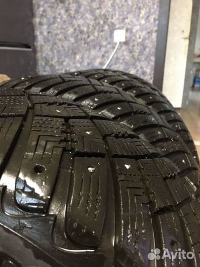 Goodyear Ultra Grip Ice Arctic 2 215/65 R16 98T