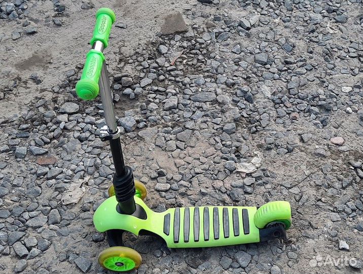 Самокат детский трехколесный с сиденьем