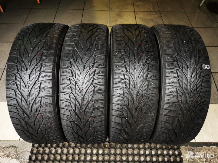 Nokian Tyres Hakkapeliitta R2 SUV 215/65 R17