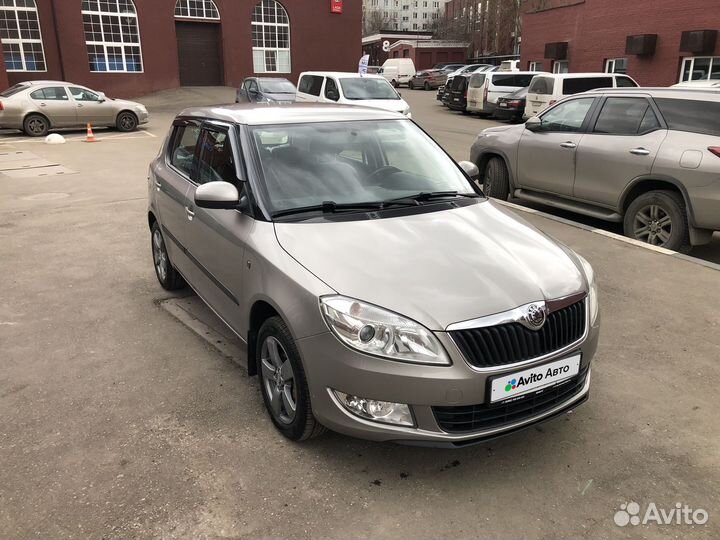 Skoda Fabia 1.6 AT, 2012, 72 000 км