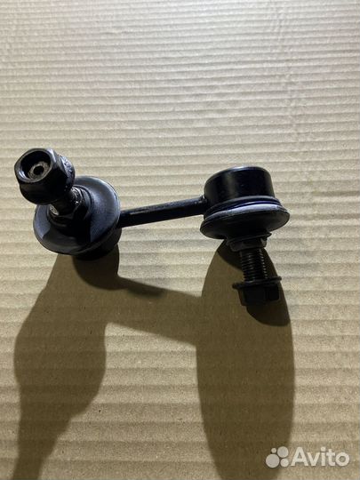 Стойка стабилизатора Toyota Ipsum SXM10 перед