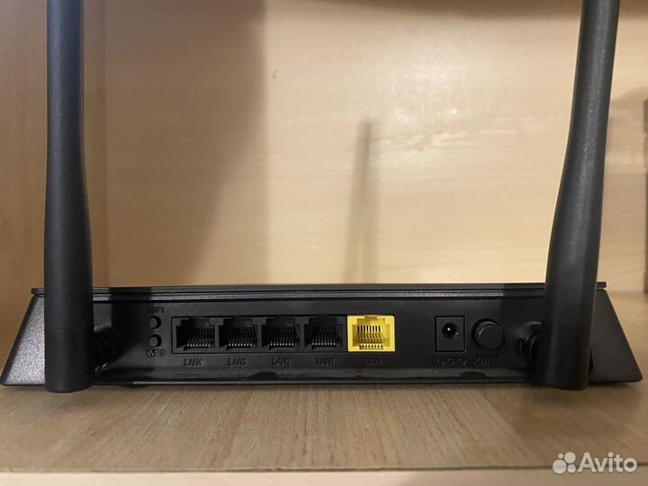 Wifi роутер D-Link DIR-806A