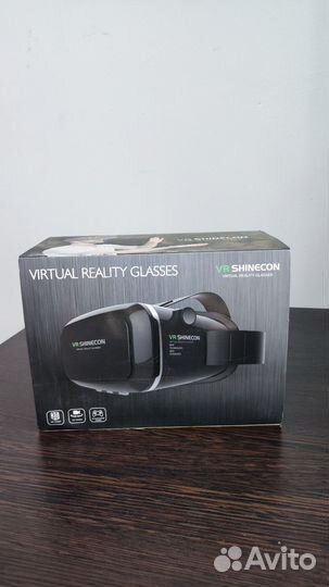 Очки виртуальной реальности для телефона