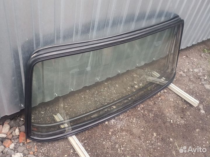 Заднее стекло ваз 2106