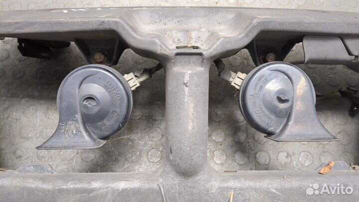 Рамка передняя Volvo C70