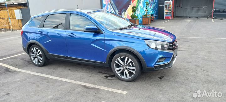 LADA Vesta Cross 1.6 CVT, 2021, 101 700 км