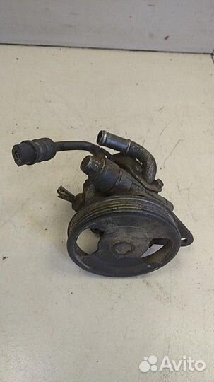 Насос гидроусилителя Mazda Familia