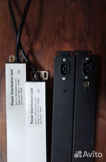 Блок Hyperline на 8 розеток для серверного шкафа