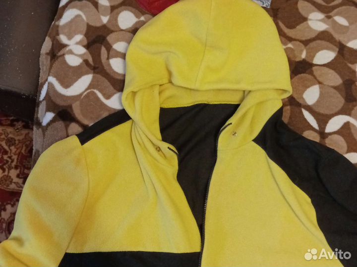 Спортивный костюм женский