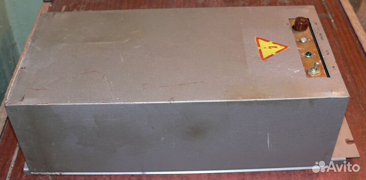 Блок питания для радиоаппаратуры