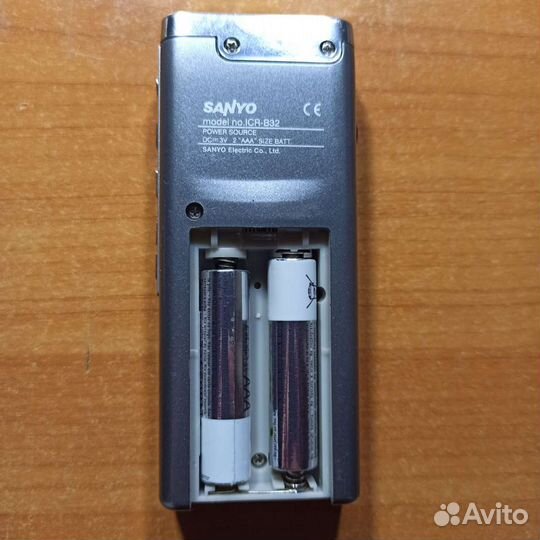 Диктофон sanyo винтажный