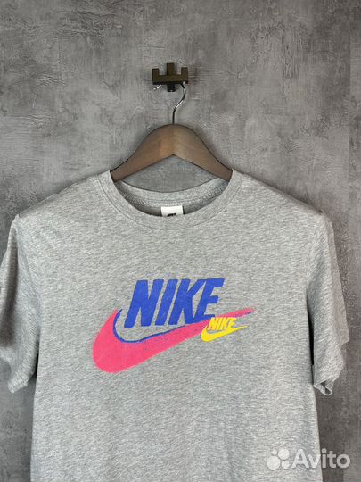 Футболка Nike размер М оригинал