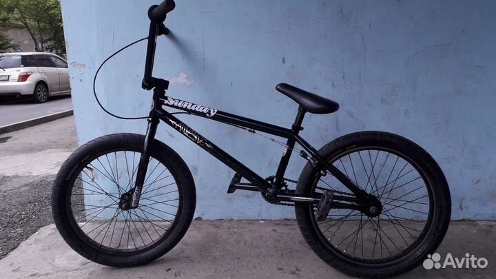 Велосипед BMX чёрный