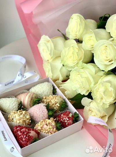 Букеты из клубники в шоколаде к празднику