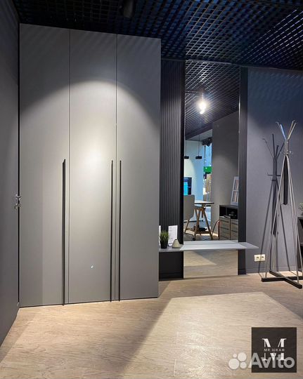 Шкаф трехстворчатый (и другие)