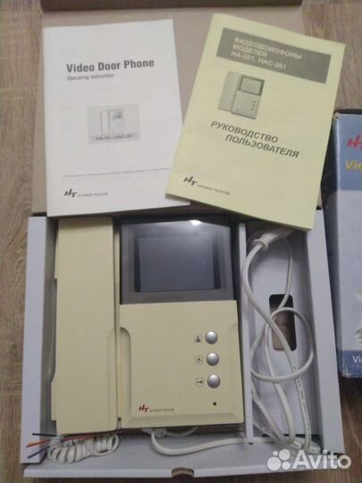 Видеодомофон Hyundai