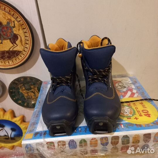 Лыжные ботинки salomon детские размер 34