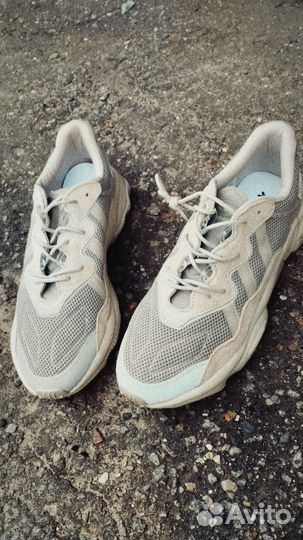 Кроссовки adidas ozweego великаны