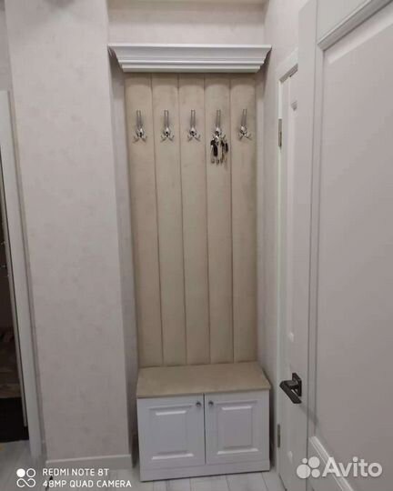 Вешалка в прихожую с обувницей