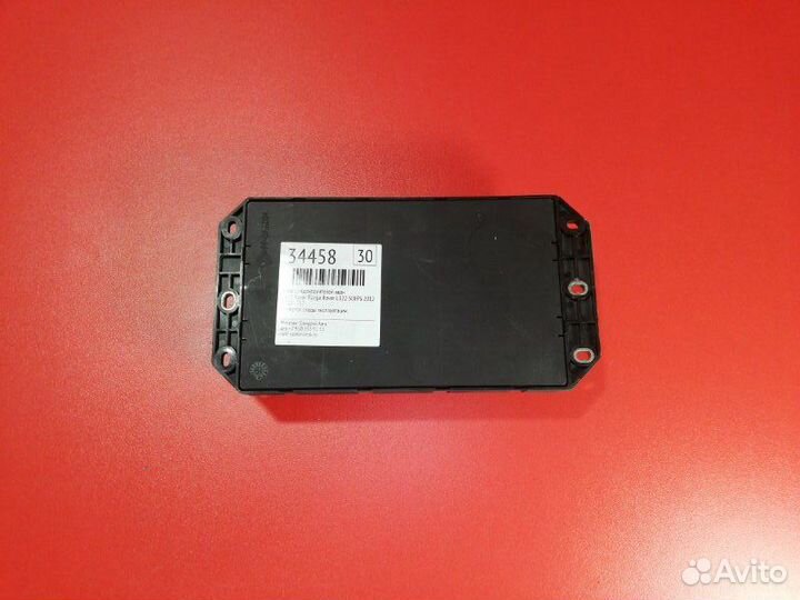 Блок предохранителей салонный задний Land Rover