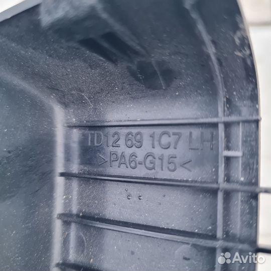 Накладка зеркала салона Mazda CX-7 TD12691C7 LH