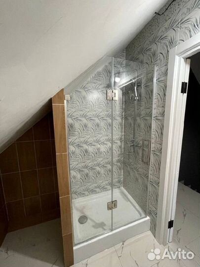 Душевое ограждения, душевые перегородки и двери