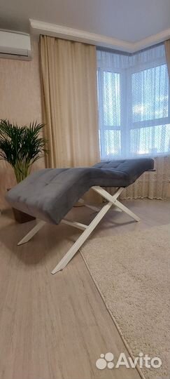 Анатомическая кушетка для наращивания ресниц