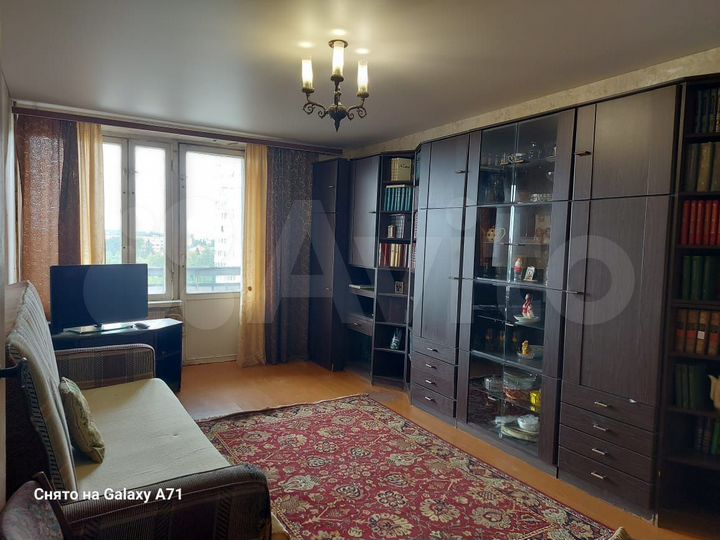 2-к. квартира, 57 м², 9/12 эт.