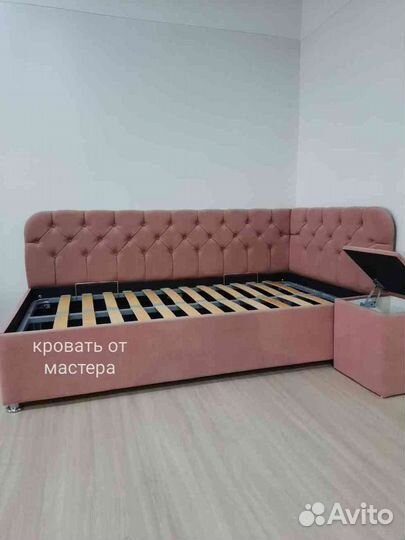 Кровать детская с мягкой спинкой