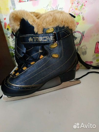 Коньки женские фигурные 38