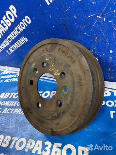 Тормозной барабан Renault Duster кроссовер 2014